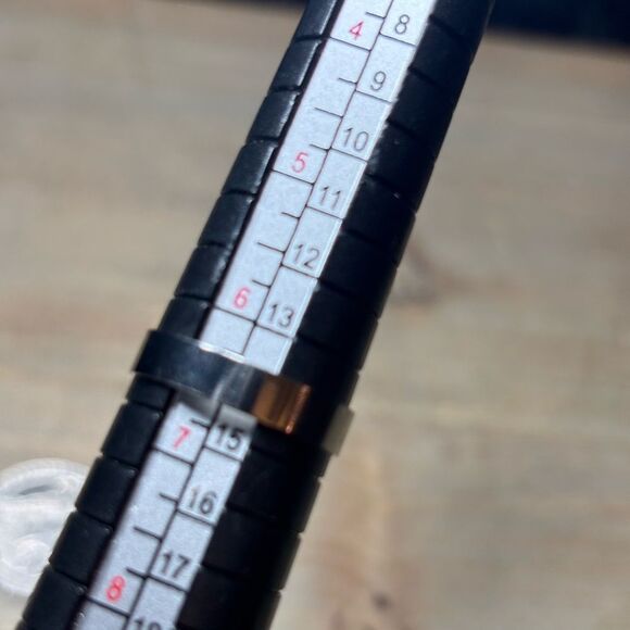 New! Stackable Fashion Wide Band Silver Tone Ring Size 6.5 Costume Jewelry Hypo - Picture 5 of 5